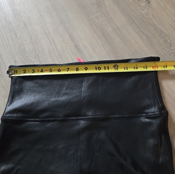 SPANX Faux Leather Legging- Black-sz 2xl Shimmery - Picture 13 of 15